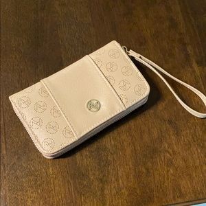 Adrienne Vittadini Handheld Wallet